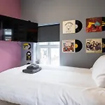 Starbeck Micro Otel